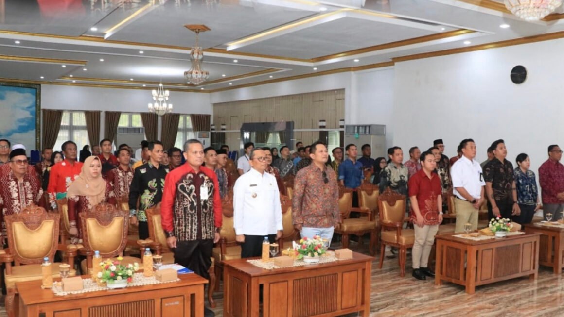 Bupati Rifani Apresiasi Kepatuhan Pajak dalam Anugerah Pajak Daerah 2025