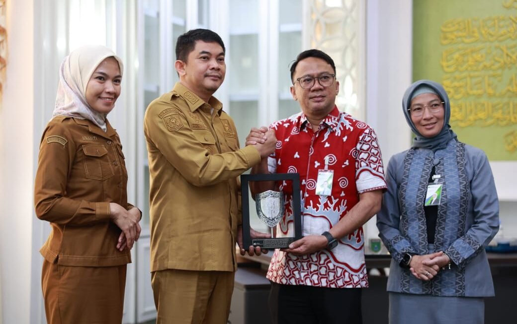 Bupati Tanah Bumbu Komitmen Lindungi Tenaga Kerja Lewat Jaminan Sosial