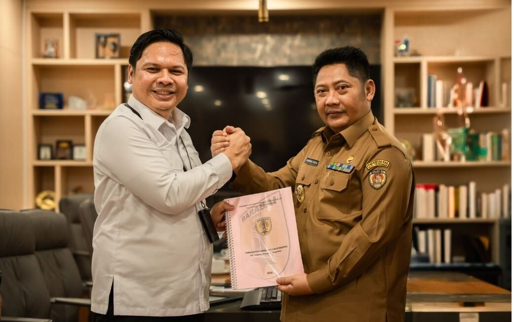 Jalan Rusak dan Minim Penerangan, Bupati HST Sampaikan Aspirasi ke Dirjen Bina Marga