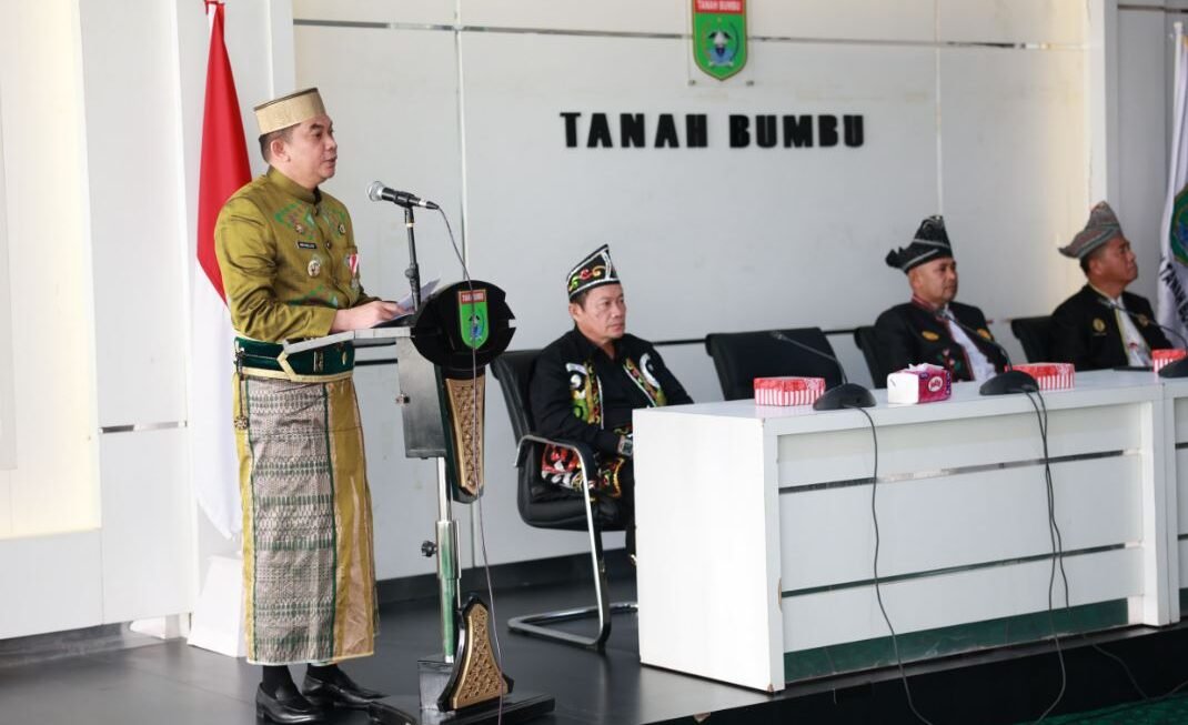 Peringatan Hari Jadi Tanah Bumbu, Bupati Tegaskan Budaya Kerja Berkualitas