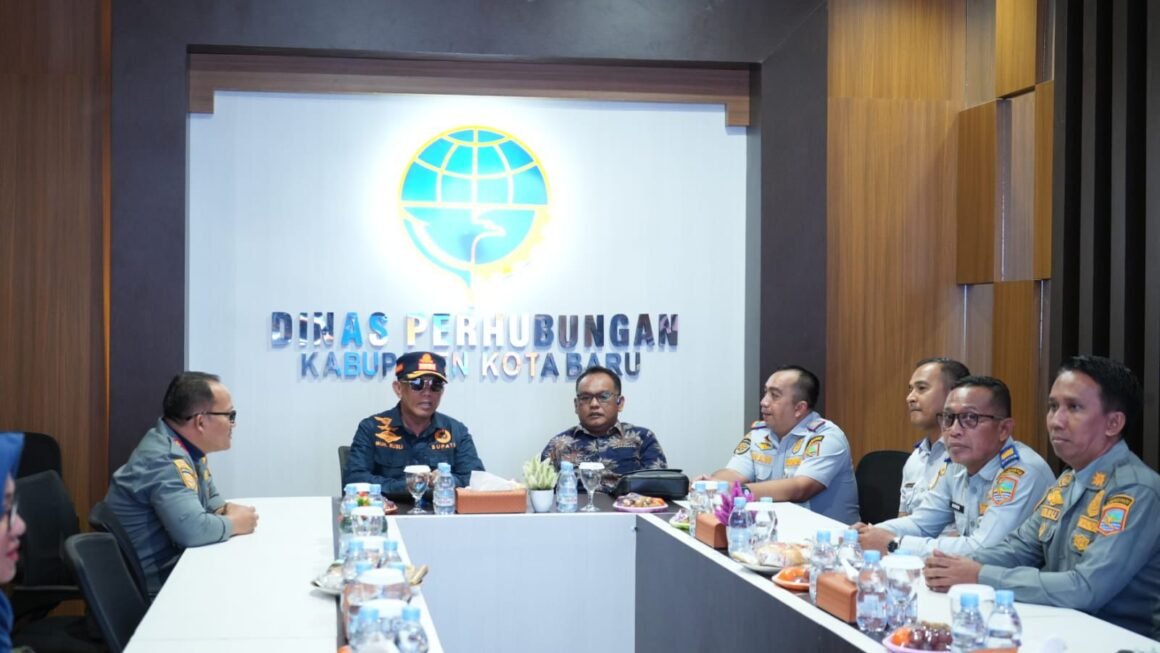Bupati Kotabaru Tinjau Dishub dan MPP, Tegaskan Pelayanan Publik Harus Cepat dan Ramah