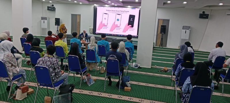 ⁠Pelatihan Wiramuda Kembangkan Kreativitas Content Creator Muda Kotabaru