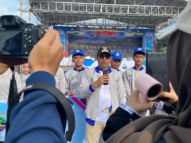 Lepas Kontingen Popda, Wabup Kotabaru Targetkan Masuk Lima Besar